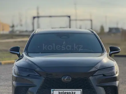 Lexus RX 350 2023 года за 40 000 000 тг. в Актобе – фото 2