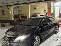 Toyota Camry 2018 года за 14 800 000 тг. в Алматы