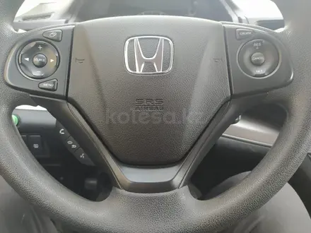 Honda CR-V 2016 года за 7 500 000 тг. в Актобе – фото 5