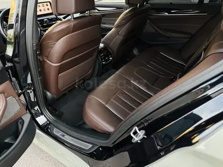 BMW 530 2022 года за 24 700 000 тг. в Алматы – фото 25