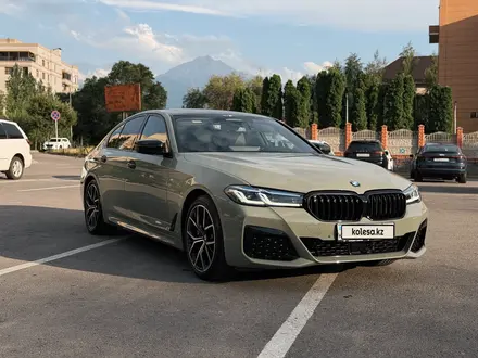BMW 530 2022 года за 24 700 000 тг. в Алматы – фото 7