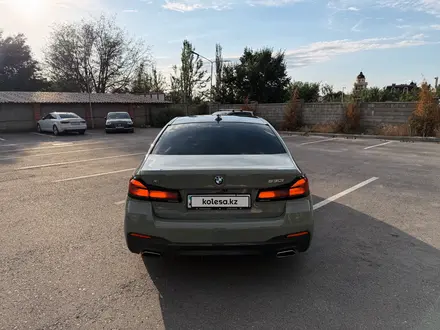 BMW 530 2022 года за 24 700 000 тг. в Алматы – фото 9
