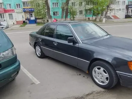 Mercedes-Benz E 230 1992 годаүшін2 000 000 тг. в Петропавловск – фото 5