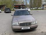 Mercedes-Benz C 180 1993 года за 1 800 000 тг. в Астана – фото 2