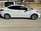 Hyundai Elantra 2013 годаfor4 000 000 тг. в Актау – фото 2