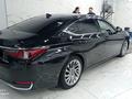 Lexus ES 250 2020 годаүшін24 000 000 тг. в Актобе