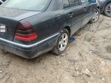 Mercedes-Benz C 280 1995 года за 800 000 тг. в Астана – фото 2