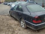 Mercedes-Benz C 280 1995 года за 800 000 тг. в Астана – фото 3