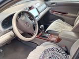 Toyota Camry 2003 года за 4 400 000 тг. в Уральск – фото 4