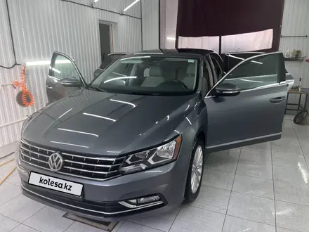 Volkswagen Passat 2016 года за 8 500 000 тг. в Уральск