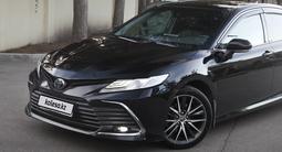 Toyota Camry 2021 года за 16 300 000 тг. в Алматы – фото 5