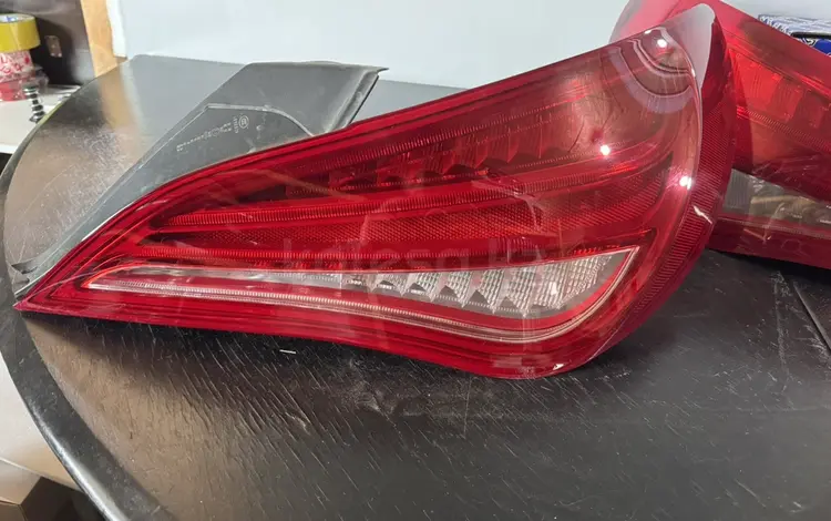 Задний фонарь правый и левый MercedesCLA C117 2014-2019 за 90 000 тг. в Алматы