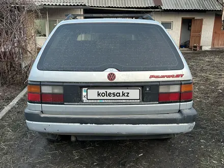 Volkswagen Passat 1992 года за 1 400 000 тг. в Талгар – фото 4