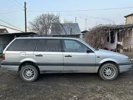 Volkswagen Passat 1992 года за 1 400 000 тг. в Талгар – фото 3