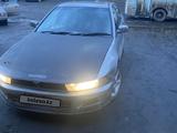 Mitsubishi Galant 1998 года за 1 250 000 тг. в Петропавловск – фото 2