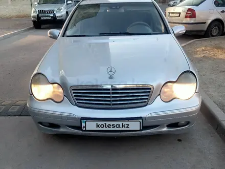 Mercedes-Benz C 240 2001 года за 3 500 000 тг. в Актау – фото 6