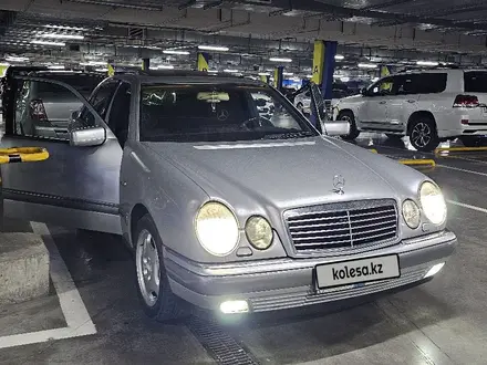 Mercedes-Benz E 320 1995 года за 3 400 000 тг. в Шымкент – фото 16