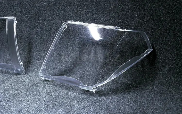 Nissan   pathfinder стекло фары правое и левое в наличии Усть-Каменогорск с за 18 000 тг. в Усть-Каменогорск