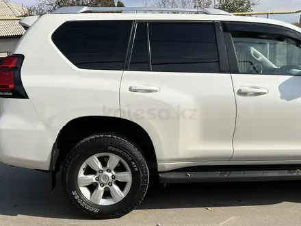 Toyota Land Cruiser Prado 2016 года за 15 900 000 тг. в Алматы – фото 7