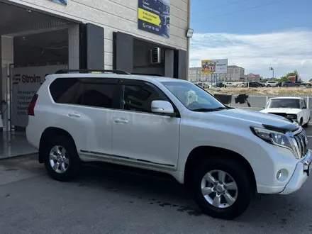 Toyota Land Cruiser Prado 2013 года за 17 200 000 тг. в Актау