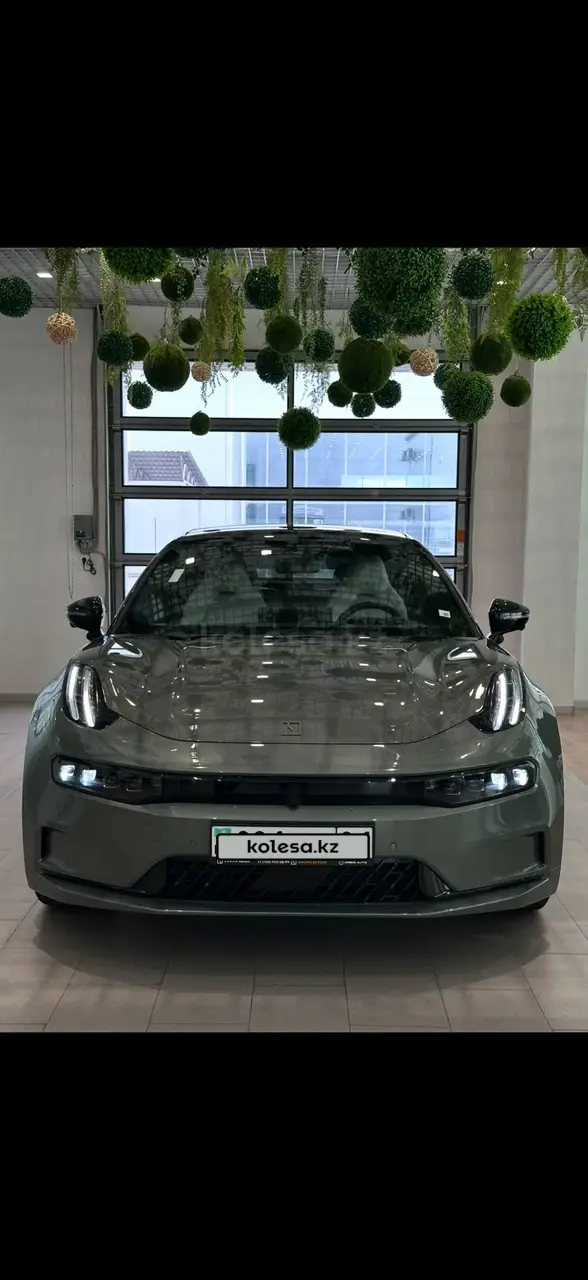 Zeekr 001, 2025