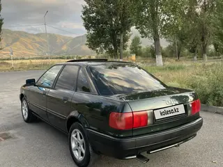 Audi 80