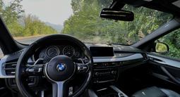 BMW X5 2018 года за 24 000 000 тг. в Алматы – фото 4