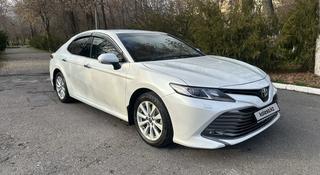 Toyota Camry 2020 года за 13 400 000 тг. в Шымкент