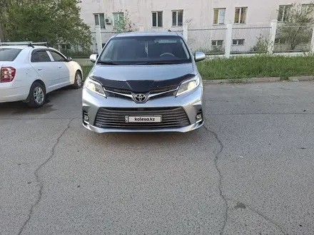 Toyota Sienna 2012 года за 11 150 000 тг. в Атырау – фото 2