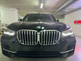 BMW X5 2022 года за 37 200 000 тг. в Астана – фото 2