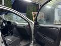 Toyota Avensis 2001 года за 3 800 000 тг. в Алматы – фото 15