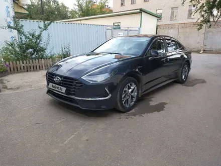 Hyundai Sonata 2022 года за 13 000 000 тг. в Актобе