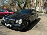 Mercedes-Benz E 320 1999 года за 4 250 000 тг. в Тараз