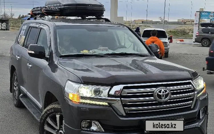 Toyota Land Cruiser 2016 года за 31 000 000 тг. в Астана