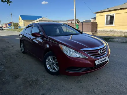 Hyundai Sonata 2014 года за 6 300 000 тг. в Атырау – фото 3