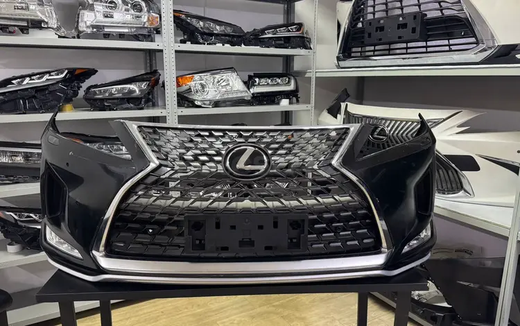 Бампер бу оригинал в сборе Lexus RX 2019-2022 за 600 000 тг. в Астана