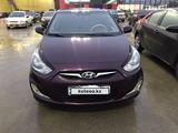 Hyundai Solaris 2011 года за 4 200 000 тг. в Актобе – фото 2