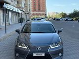 Lexus ES 300h 2014 года за 7 300 000 тг. в Актау