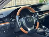 Lexus ES 300h 2014 года за 7 300 000 тг. в Актау – фото 5