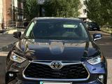 Toyota Highlander 2021 года за 21 500 000 тг. в Астана – фото 2