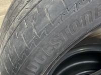 Шины Bridgestone комплект за 25 000 тг. в Караганда