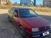 Volkswagen Vento 1995 годаfor1 500 000 тг. в Караганда