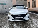 Hyundai Accent 2020 годаfor7 300 000 тг. в Алматы – фото 2