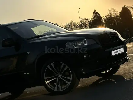 BMW X5 2007 года за 10 000 000 тг. в Алматы – фото 22