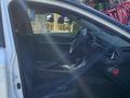Toyota Camry 2019 года за 14 790 000 тг. в Алматы – фото 32