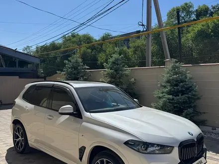 BMW X5 2024 года за 56 000 000 тг. в Алматы – фото 3