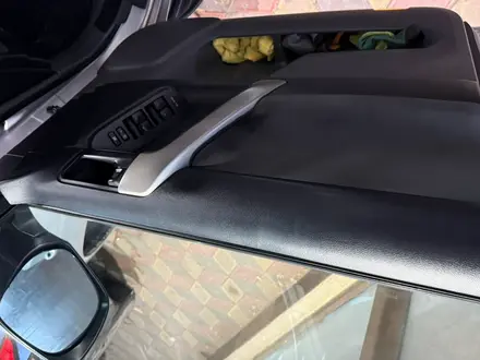 Toyota Land Cruiser Prado 2012 года за 18 000 000 тг. в Караганда – фото 14