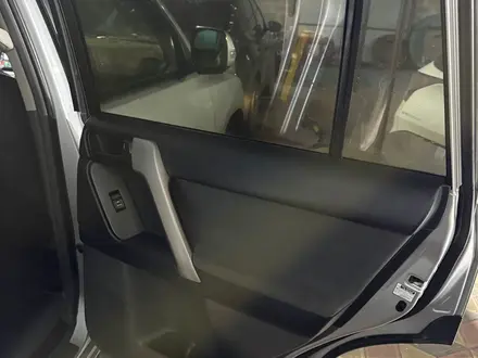 Toyota Land Cruiser Prado 2012 года за 18 000 000 тг. в Караганда – фото 16