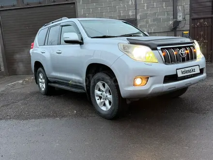 Toyota Land Cruiser Prado 2012 года за 18 000 000 тг. в Караганда – фото 2