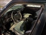 Mercedes-Benz E 220 1993 годаүшін900 000 тг. в Алматы – фото 4